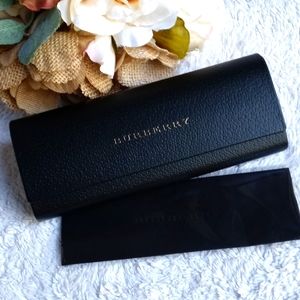 Burberry Sunglass Case with cloth small